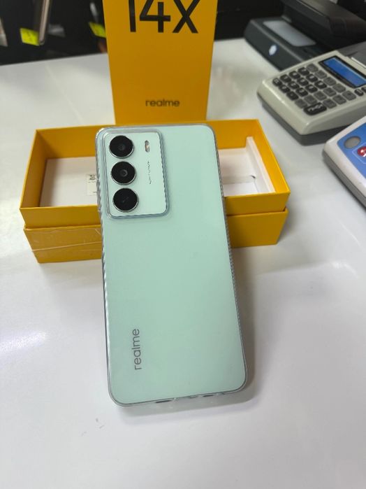 смартфон Realme 14x 5G в зелен цвят (Peridot Green),