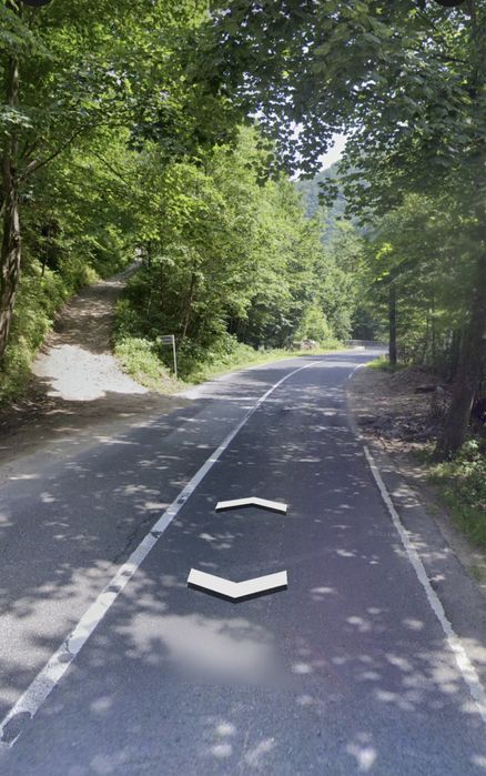 Vand teren pe transalpina pt cabana,curent,apa acces drum