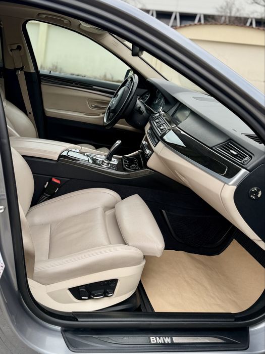 BMW 530d X-Drive 258CP  2012 -Luxury Line - ACC-Trapa -2 butoane FULL