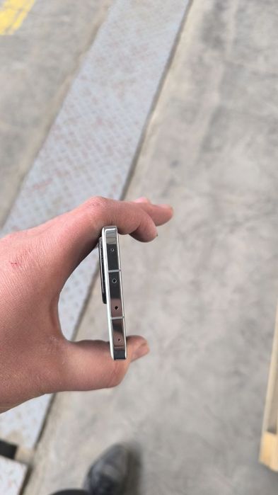 Xiaomi 13  Bu redmi emas