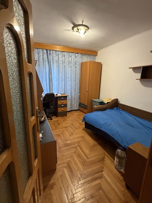 Apartament 4 camere Burdujeni