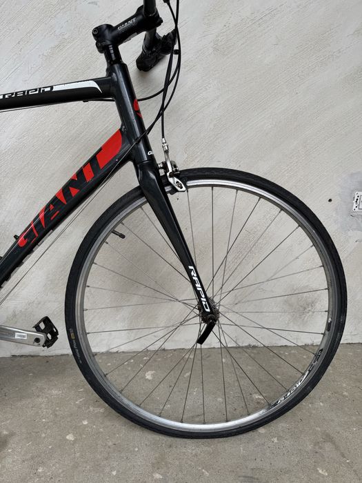Bicicleta  de oraș/Cursiera  Giant Rapid 3