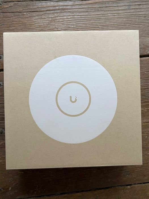 Ubiquiti UniFi U7 Pro Max WiFi 7 access point nou sigilat