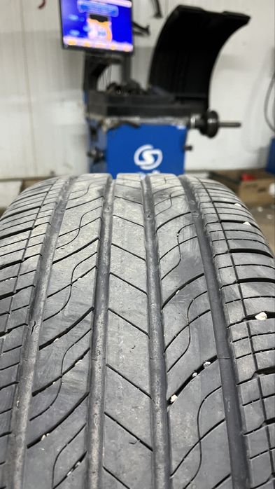 Продам летнюю резину на 18