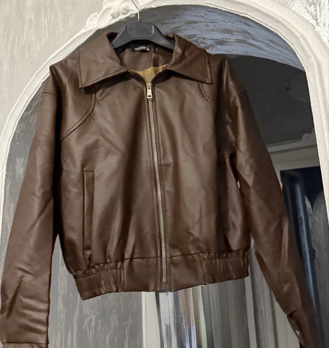 Кожено яке кафяво НОВА