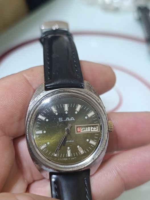 Ceas mecanic Raketa