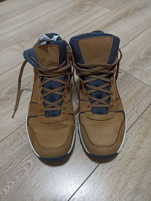 Ghete / Bocanci Decathlon, Quechua marime 42