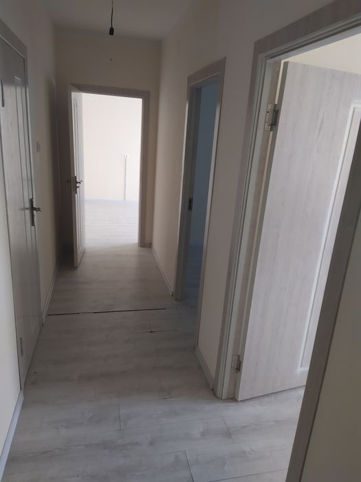 Dom yangi qurilgan srochna sotiladi