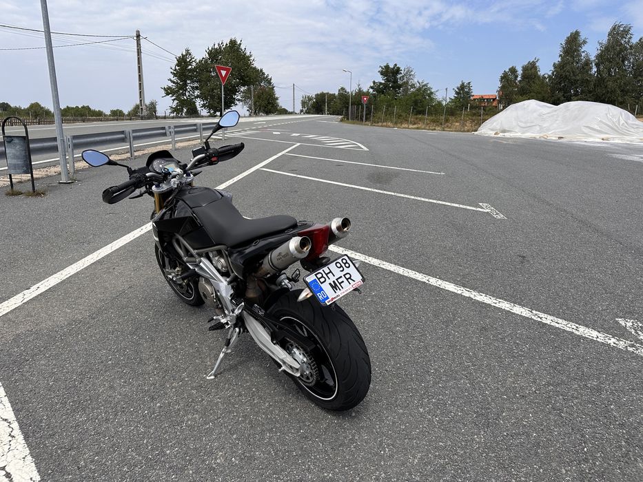 Aprilia Dorsoduro 750