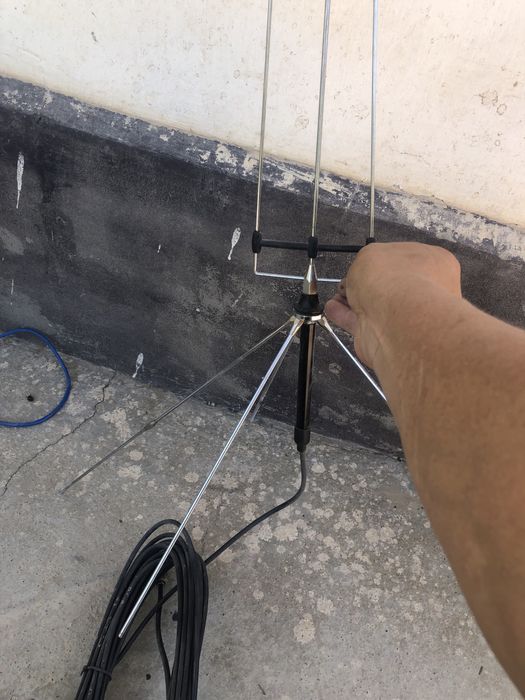 Антенна на радиотелефоны,спутниковые телефоны