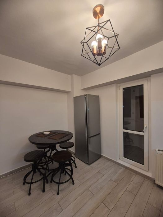 Apartatament cu o camera/garsoniera Calea Calarasi, Delea Noua Decebal Piata muncii