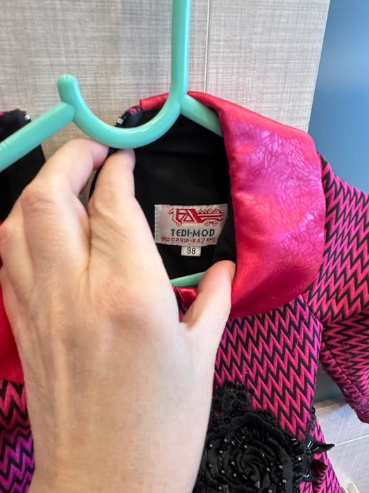 Детска рокля размер 98