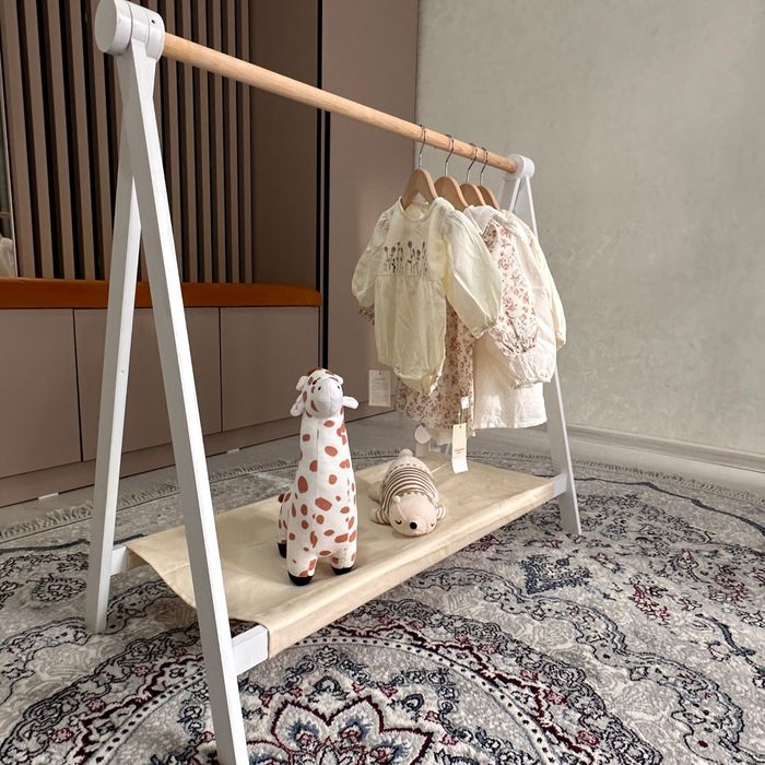 Детские напольные вешалки