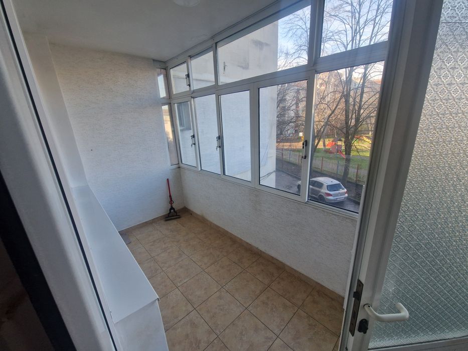 3 стаен апартамент под наем до парка