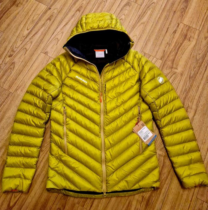 Geaca puf Mammut Broad Peak 800 cuin, masura M, noua, cu etichete