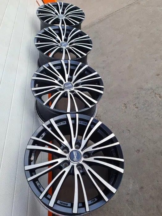 Джанти OZ с Гуми за HONDA TOYOTA KIA HYUNDAI MAZDA R17 5x114.3 ET45 8J