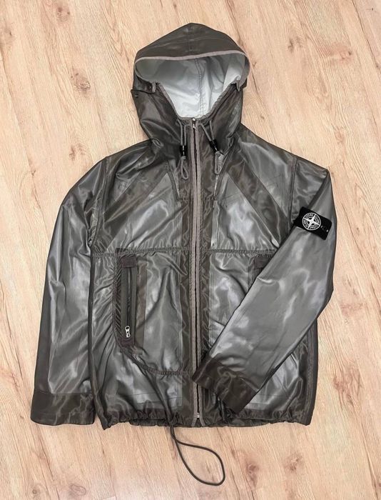 stone island reflective mesh
