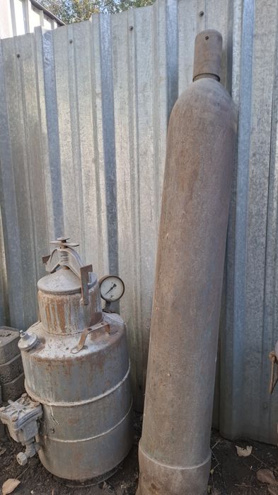 Кислородный балон и газосварку