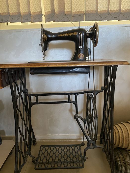 Щвейная машинка в отличном состоянии