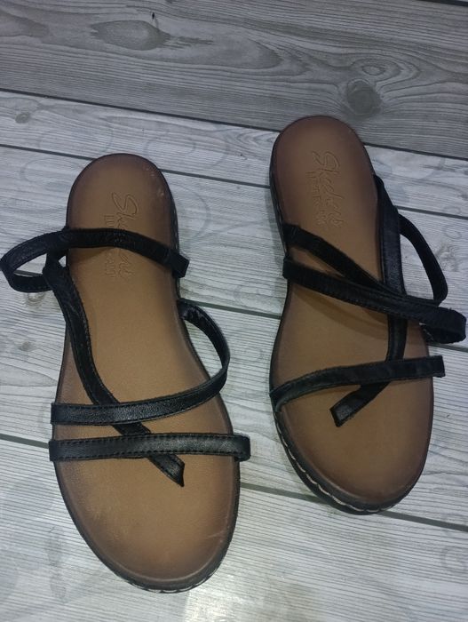 Skechers Luxe Foam N 40,5