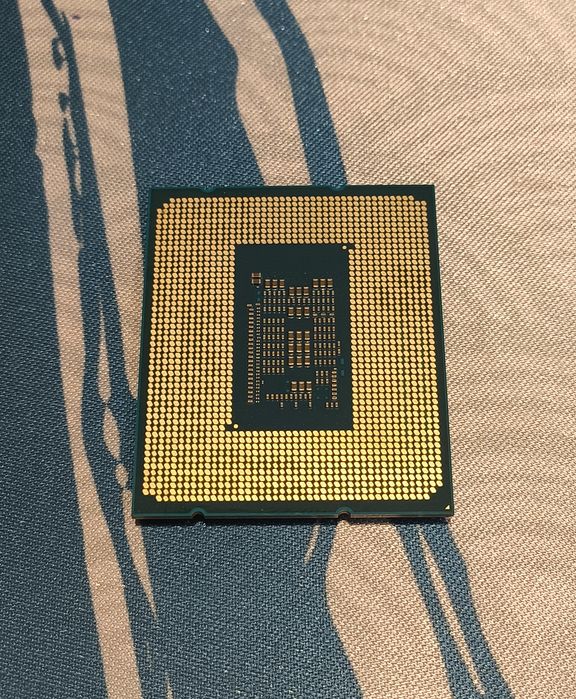 Процессор intel i3 12100