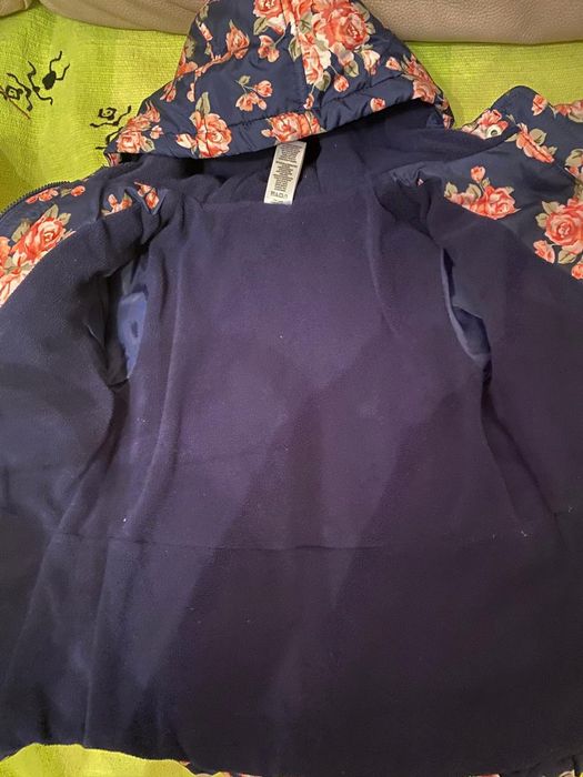 Детская куртка. На 3 года.