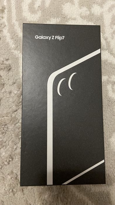 Samsung z flip 7 256gb