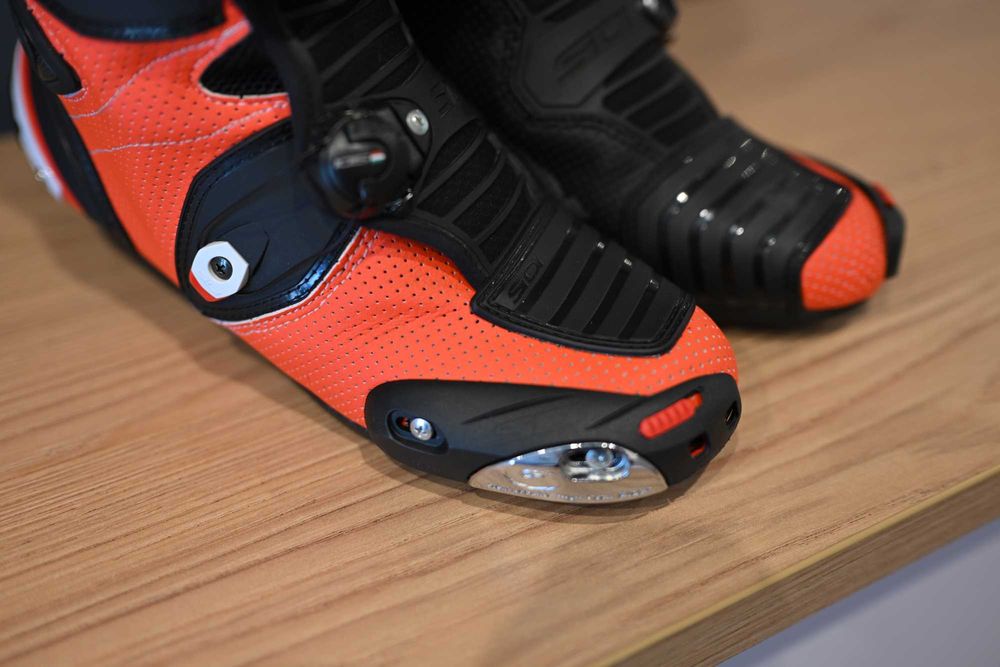 Cizme ghete moto sport Sidi Mag-1 air nr.43 impecabile (nu dainese,alpinestars,revit,tcx)
