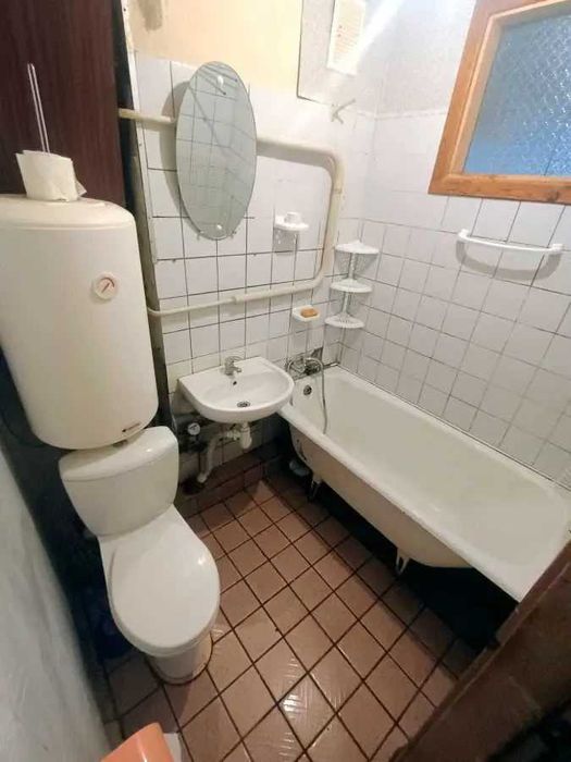 Дава се под наем Двустаен апартамент в София, Зона Б-18 - 70 кв.м за 433.5 € - Снимка #3