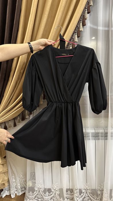 продам платья носила 1 раз