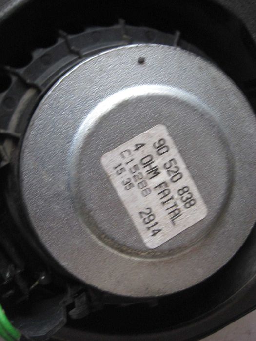 тонколони за  автомобил