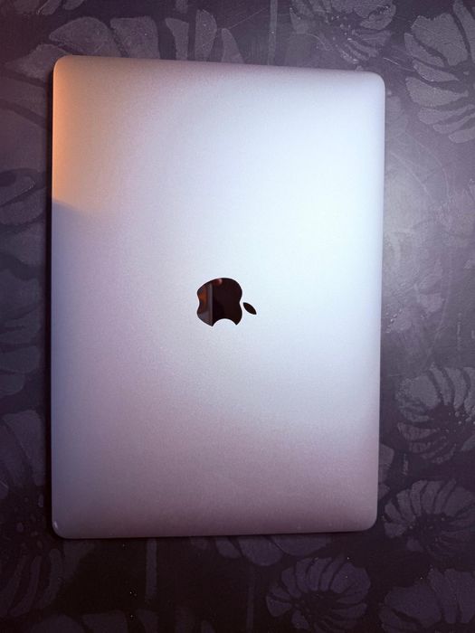 MacBook Pro 13 inch Touch Bar