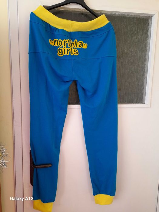 Ефектен актуален анцуг, размер XL