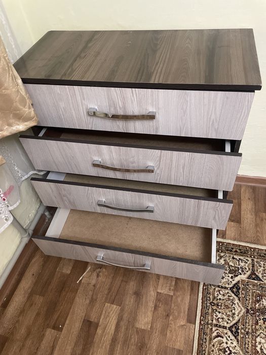 Комод для спальни