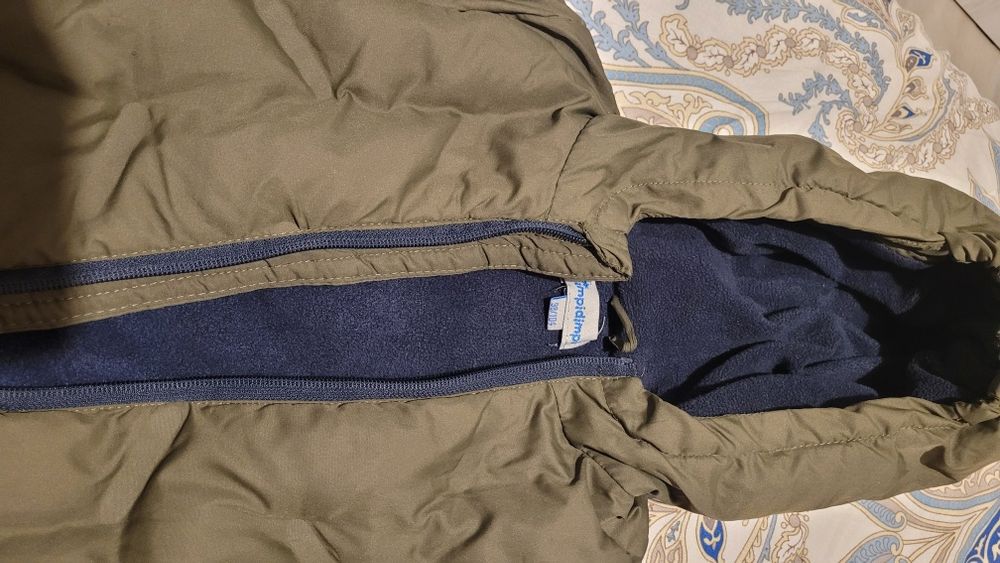Vesta + geaca zara  marimea 98/104