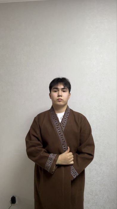 Ұлттық киімдер, шапандар брендовый