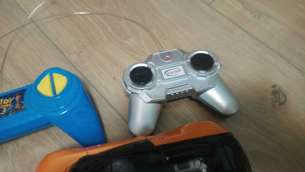 MAISTO RASTAR 2 ДВЕ радиоуправляеми коли