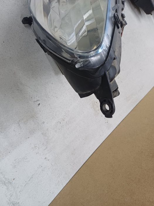 Ляв фар за пежо 607 с оригинален ксенон