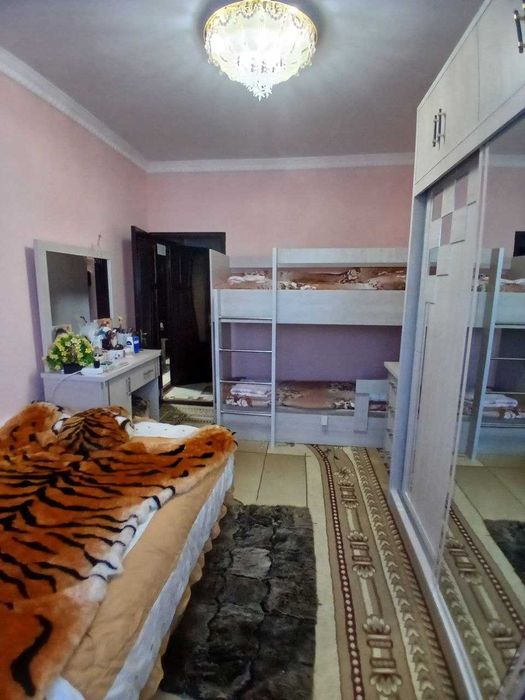 4 xonali uy sotiladi