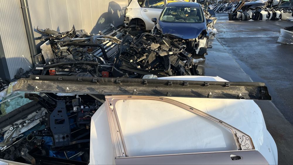 Citroen C3 Aircross десен праг