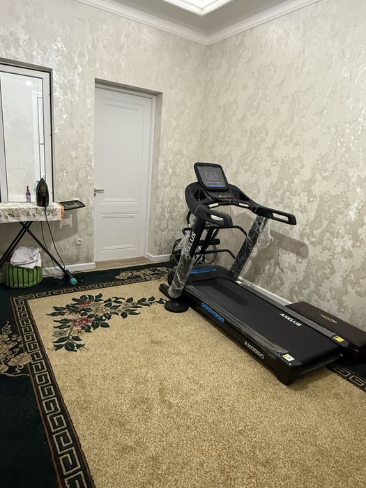 Назарбек Текистилда ховли сотилади узимики