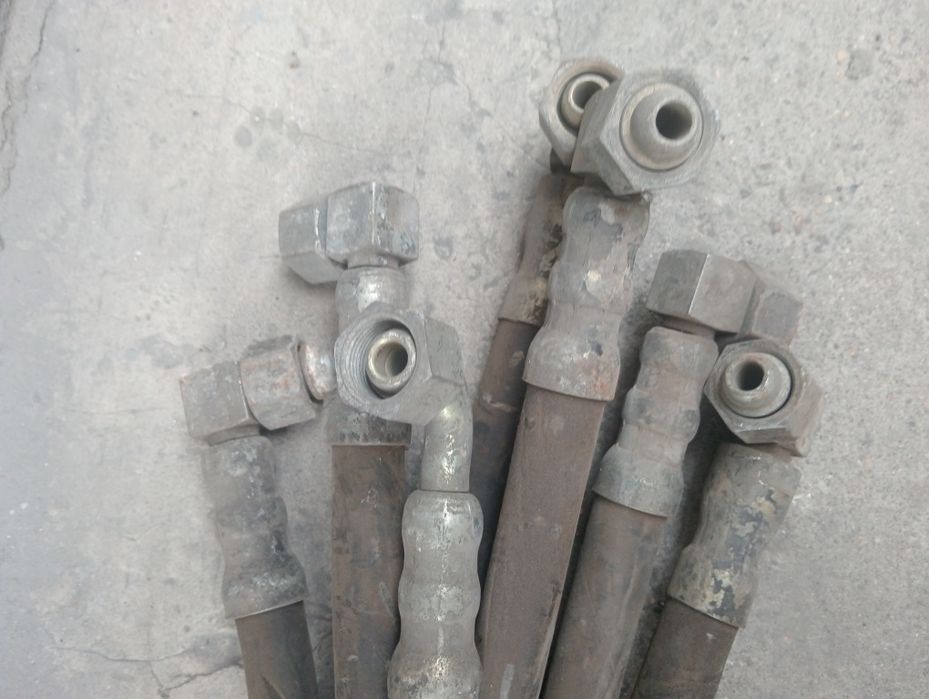 Продам шланг на спецтехнику