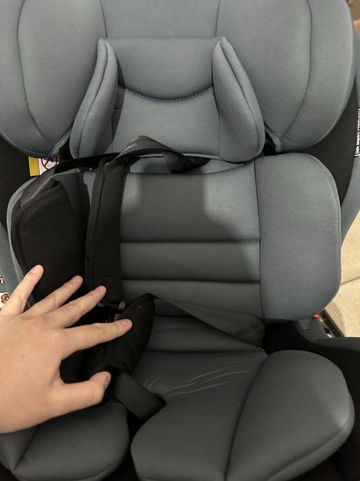 Продам авто кресло новое!