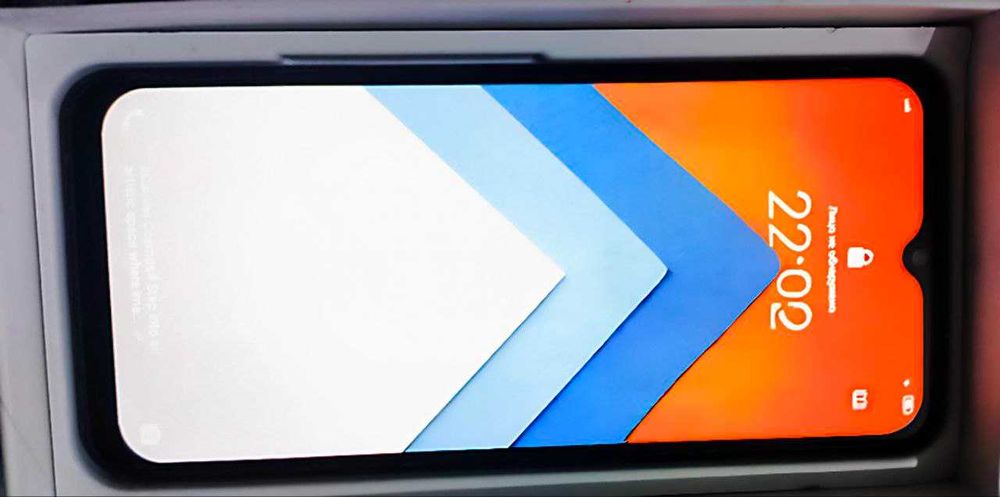 Мобильный телефон Vivo v2027