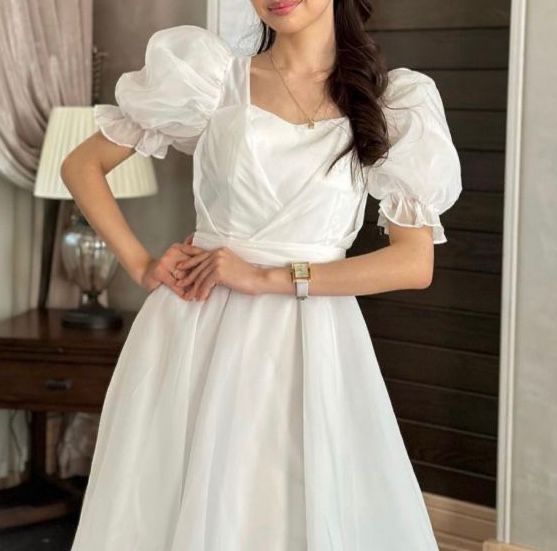 Продам выпускное белое платье