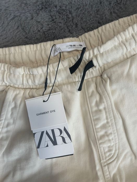 Нов спортен панталон Zara 164см