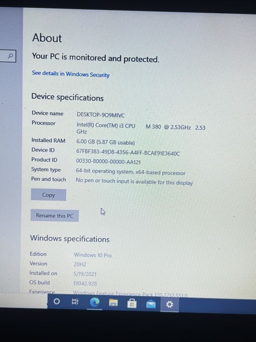 Laptop Lenovo G560 -  Windows 10 Pro instalat