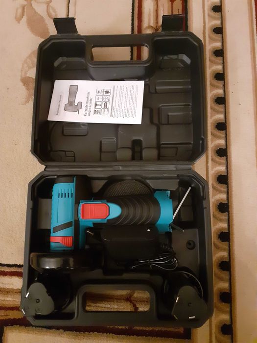 Болгарка аккумуляторная(УШМ)