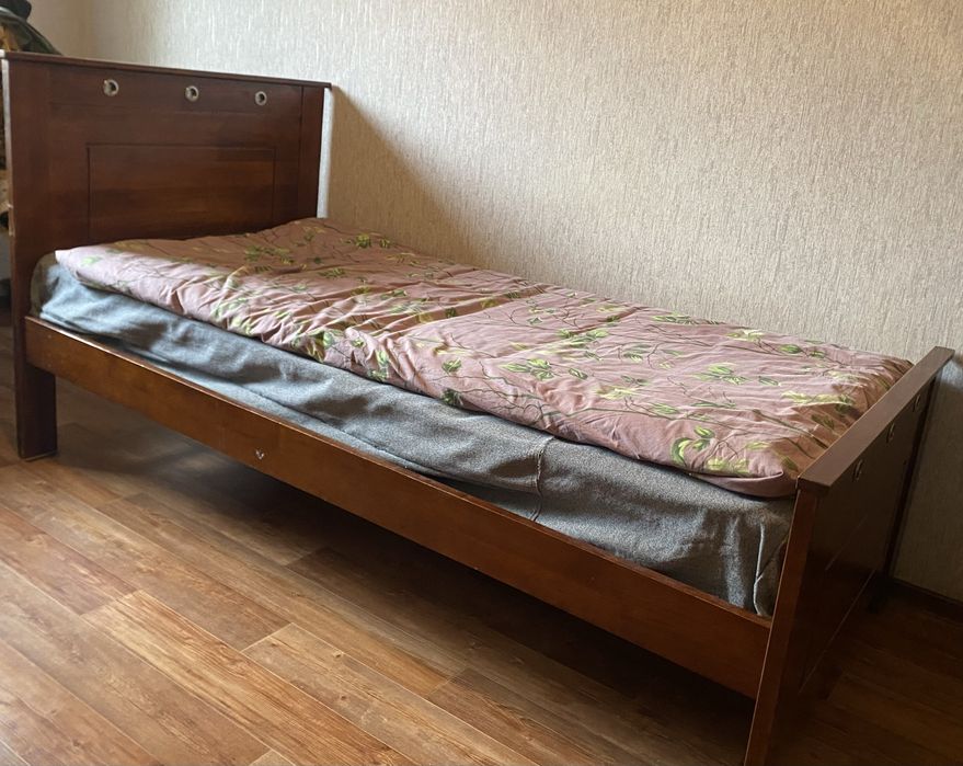 Кровать одноместная