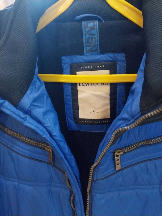 Продается куртка на мальчика